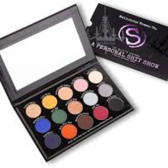 Malicious Women Co. - A Personal Shit Show - A Malicious Eyeshadow Palette - Picture 1 of 4